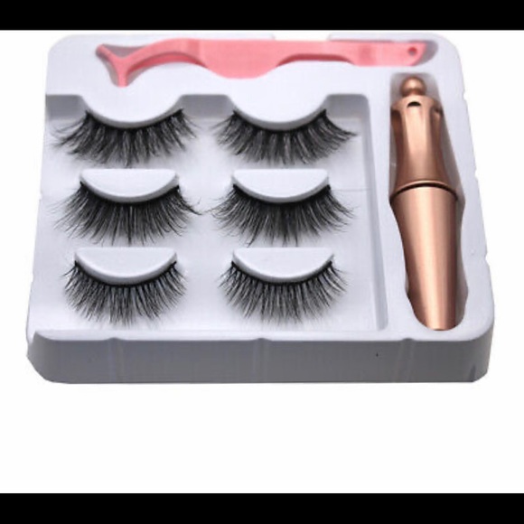 Magnetic Eyeliner and Eyelashes - Picture 1 of 6